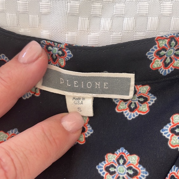 Pleione long sleeved blouse with a small V neckline - Picture 7 of 12